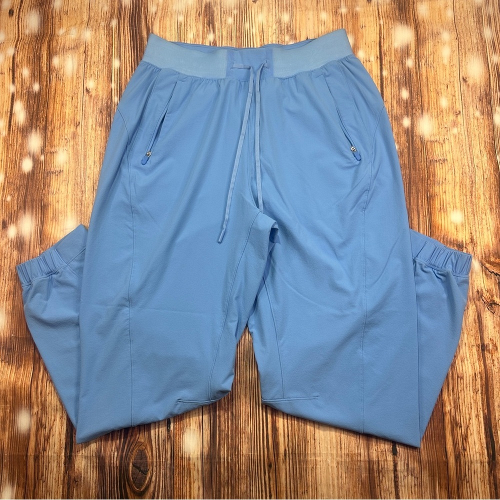 Lululemon Athletica Women’s Peants Size 8
